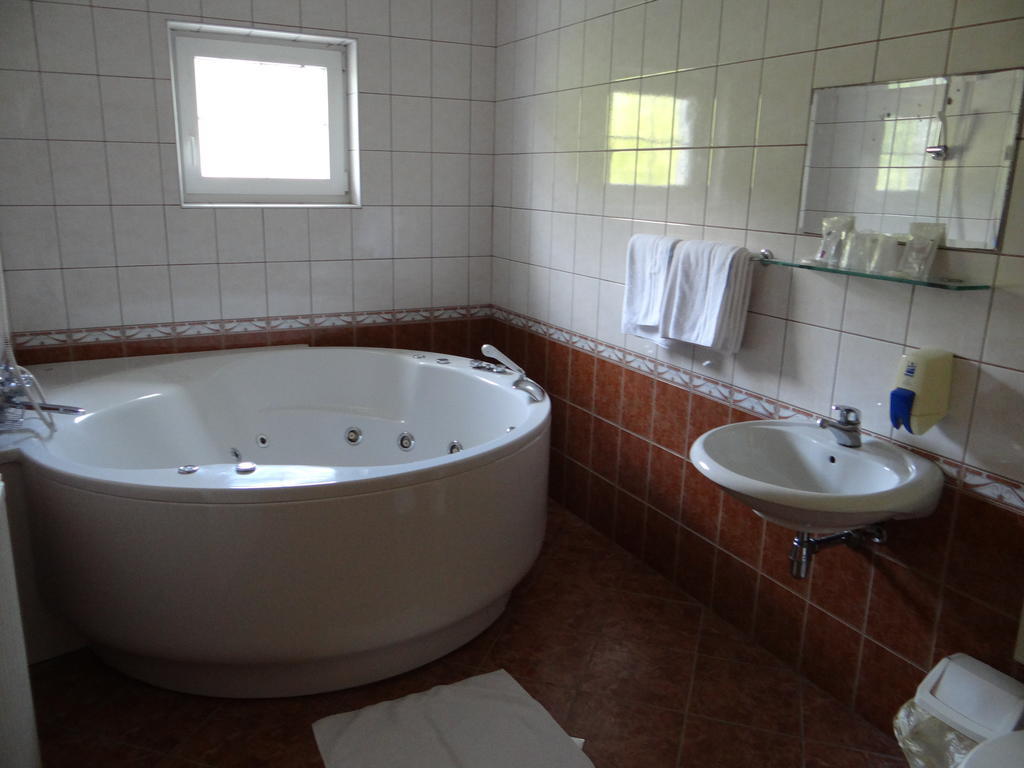 Rooms Hochkraut Celje Buitenkant foto