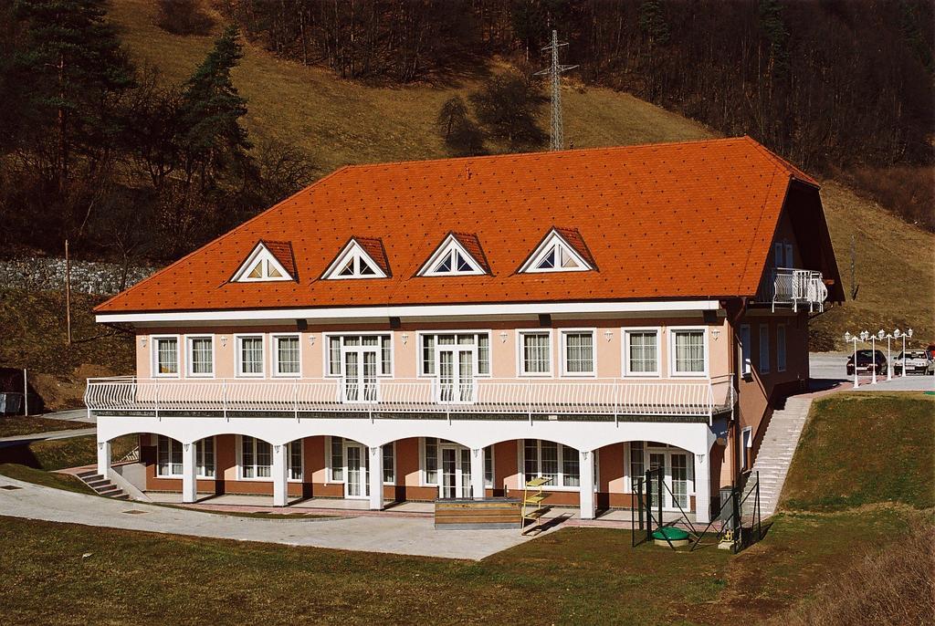 Rooms Hochkraut Celje Buitenkant foto
